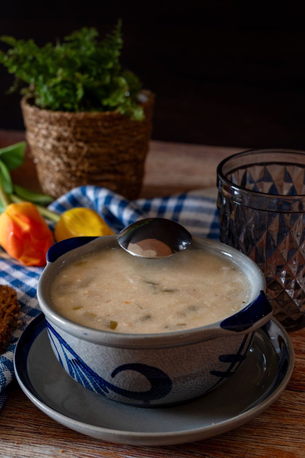 Zupa porowa z ziemniakami
