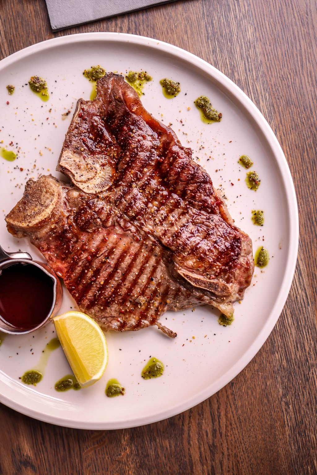 Grillowany stek T-bone