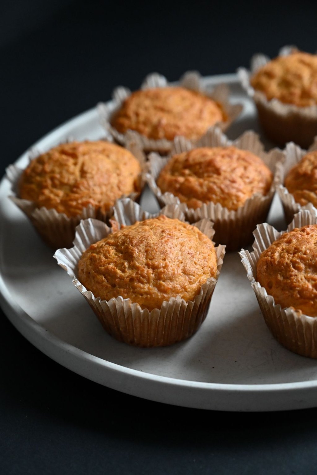 Muffiny marchewkowe z orzechami