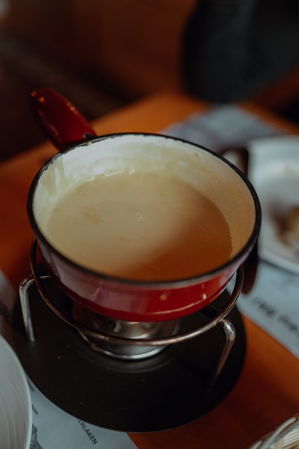 Szwajcarskie fondue serowe