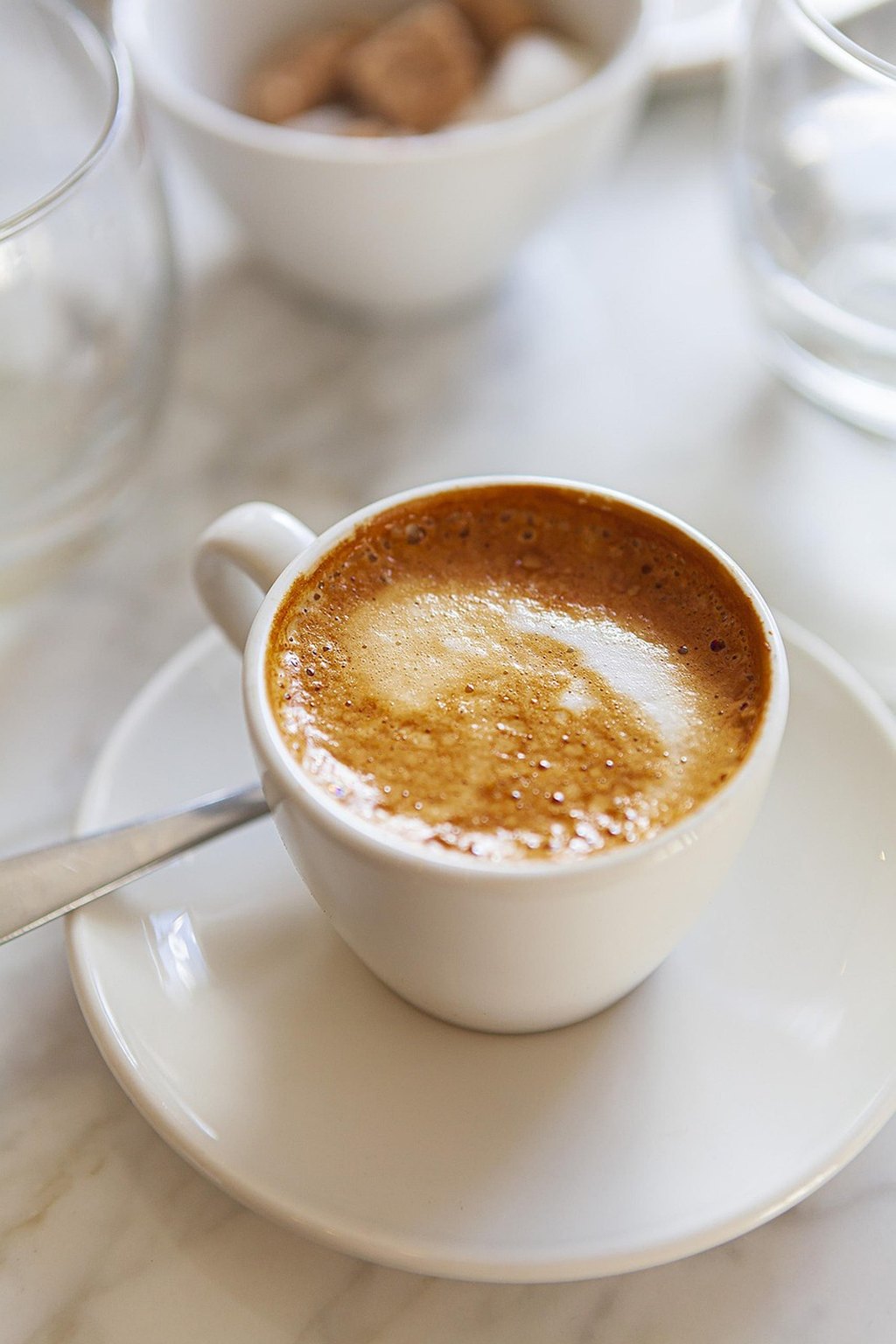Kremowe espresso z musem suszonych fig i pianą