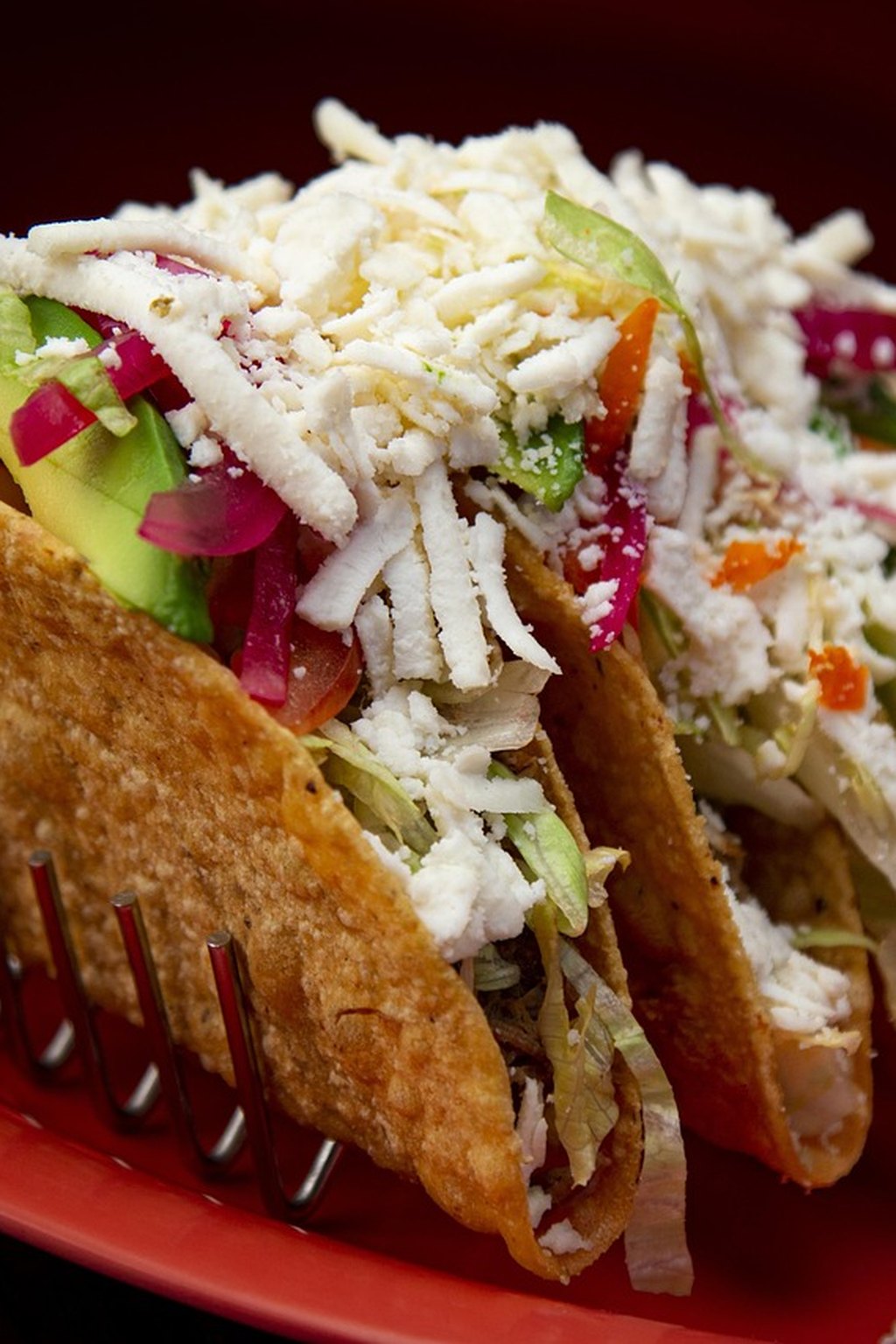 Tacos z kurczakiem, awokado i serem