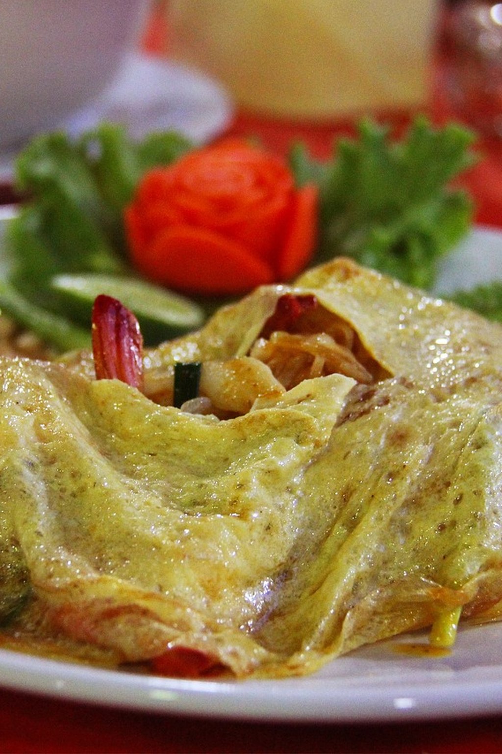 Tajski omlet z krewetkami i limonką