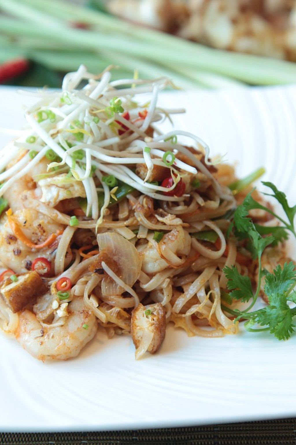 Pad thai z krewetkami i tamaryndowcem
