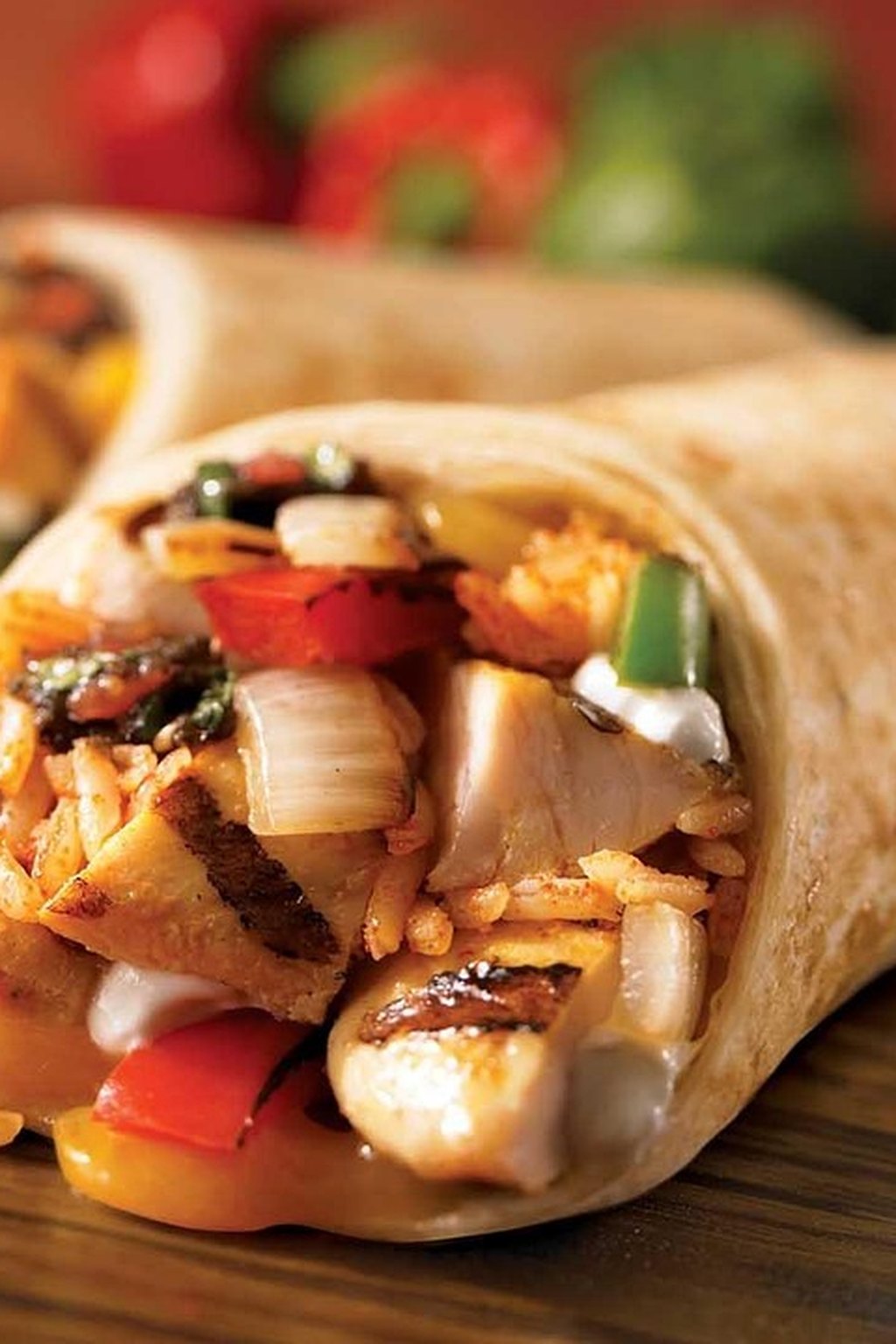 Tortilla z kurczakiem i warzywami