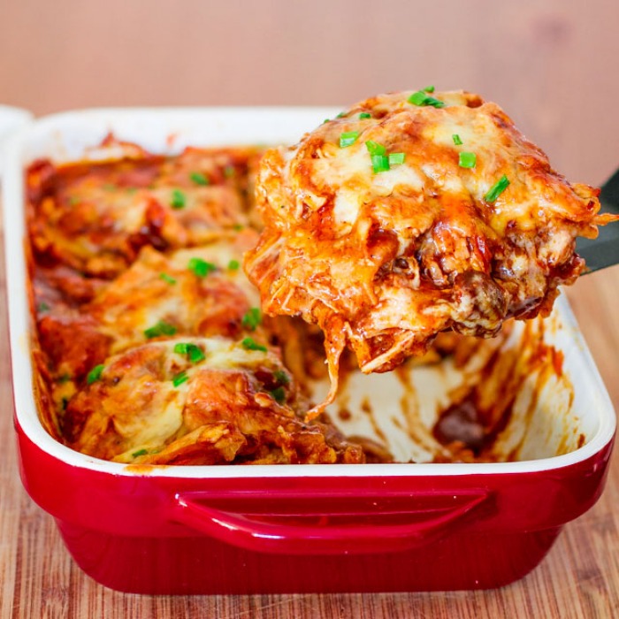 Zapiekanka enchiladowa z kurczakiem