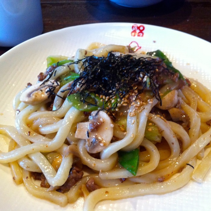 Yaki udon z warzywami