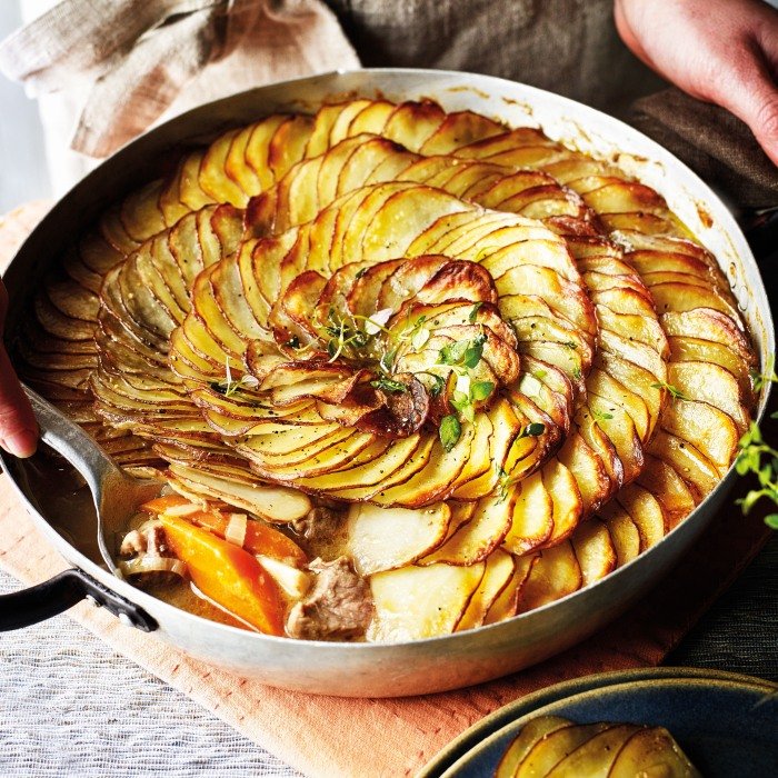 Lancashire hotpot z jagnięciną