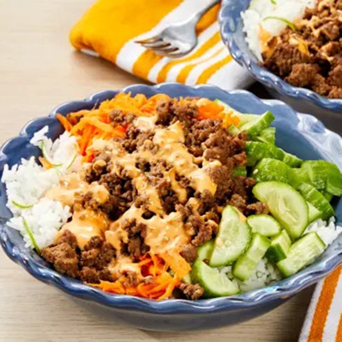 Miska w stylu bánh mì z wołowiną