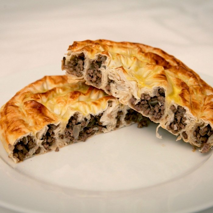 Burek z mięsem