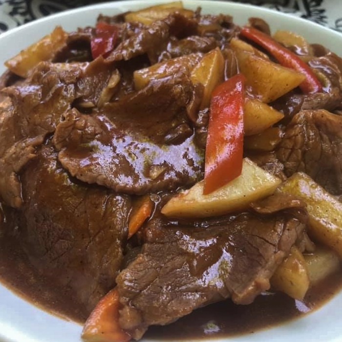 Wołowina asado po filipińsku