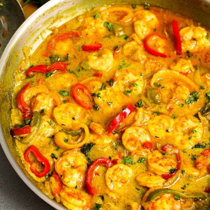 Krewetki curry po jamajsku