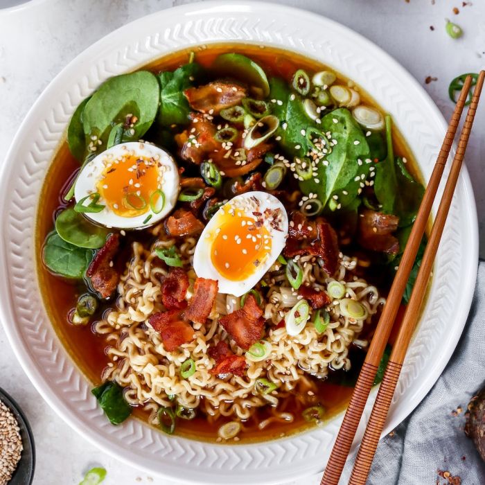 Ramen z jajkiem na miękko