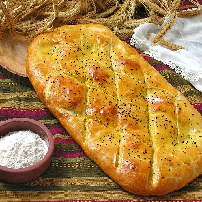 Chleb azerbejdżański z makiem