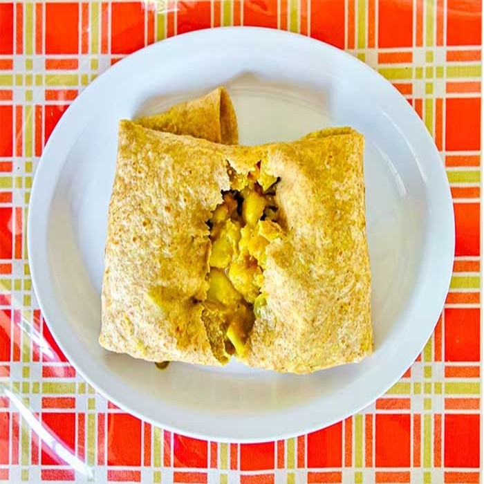 Roti z kurczakiem i ziemniakami
