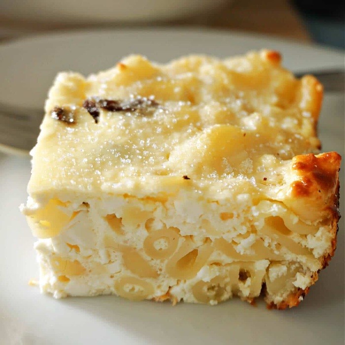 Makaronowy pudding z rodzynkami