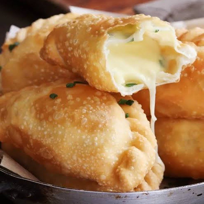 Empanadas z serem