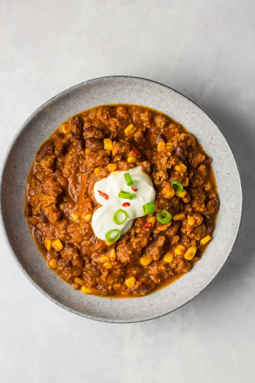 Chili con carne z fasolą i kukurydzą